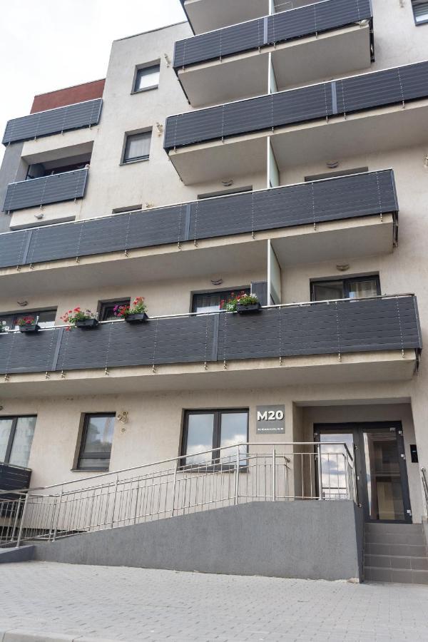 Amazing Condo In Brasov By Valentino - Free Garage Parking Exterior photo